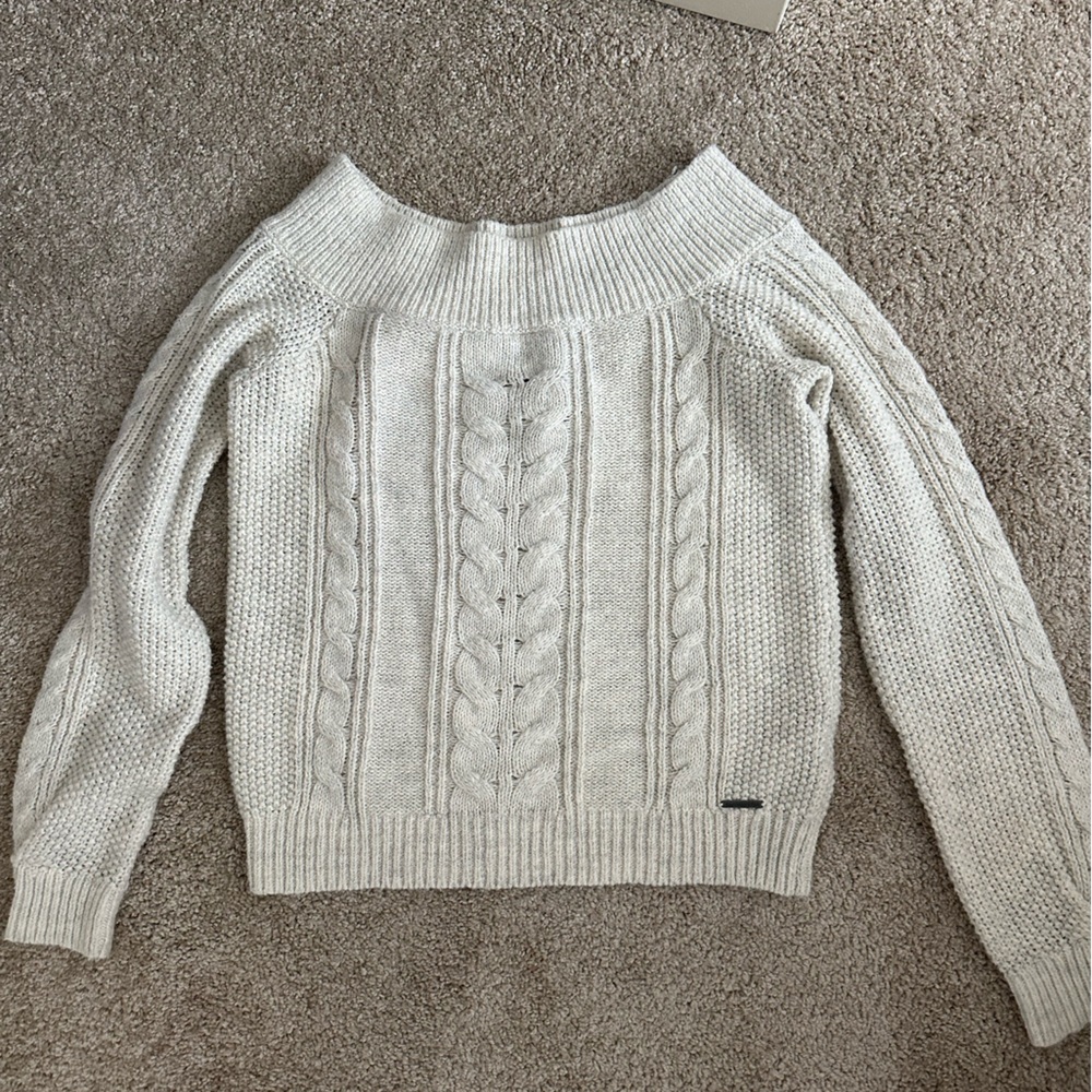 Knit sweater